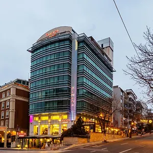 Otel Ramada By Wyndham